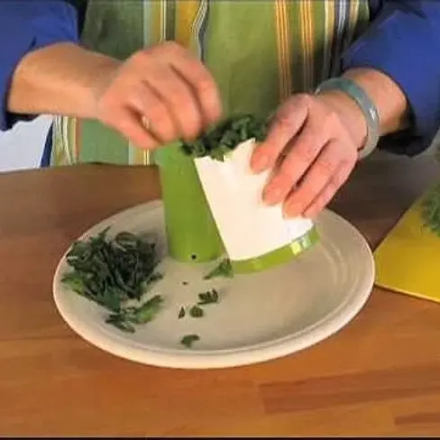 The Healing Herbs Mill for a Healthy Start in your Kitchen - Image 4