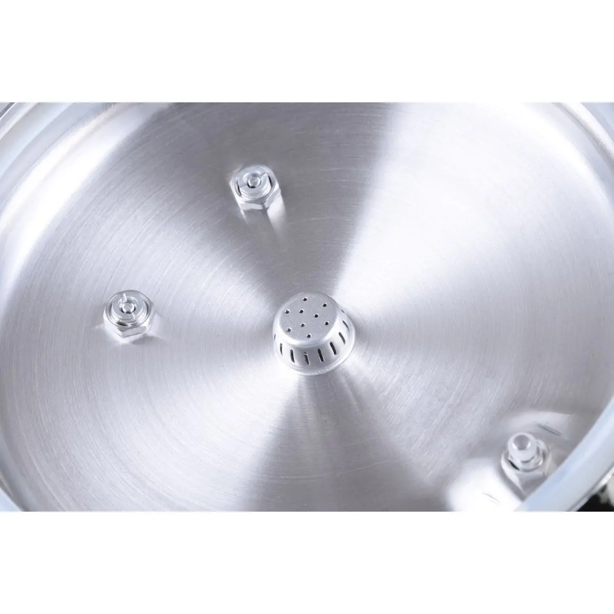 2446335_large.webp Aluminum Pressure Cookers (4, 5, 7 or 9 Liter) - Image 3